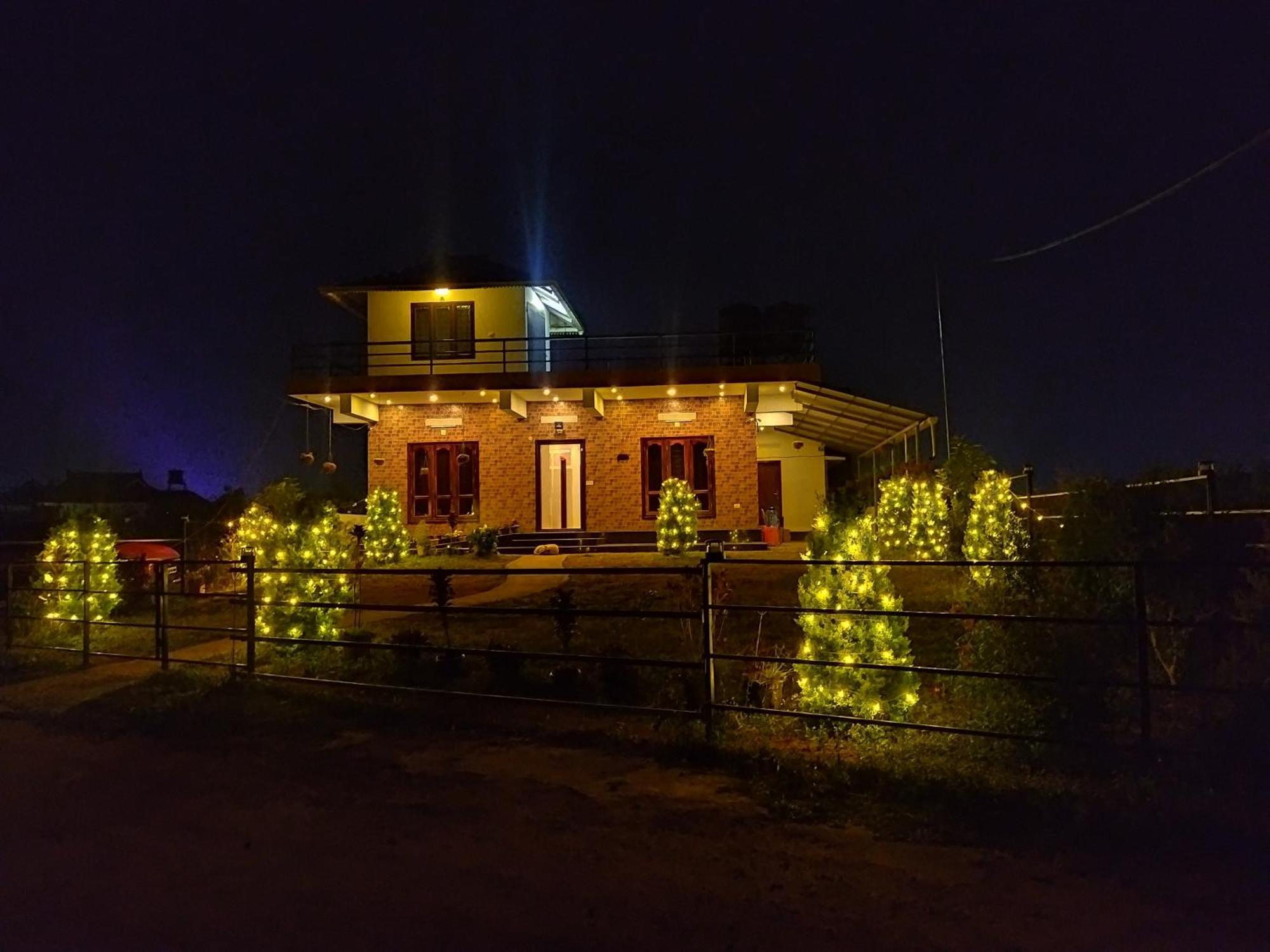 The Celeste Inn ואגאמון מראה חיצוני תמונה