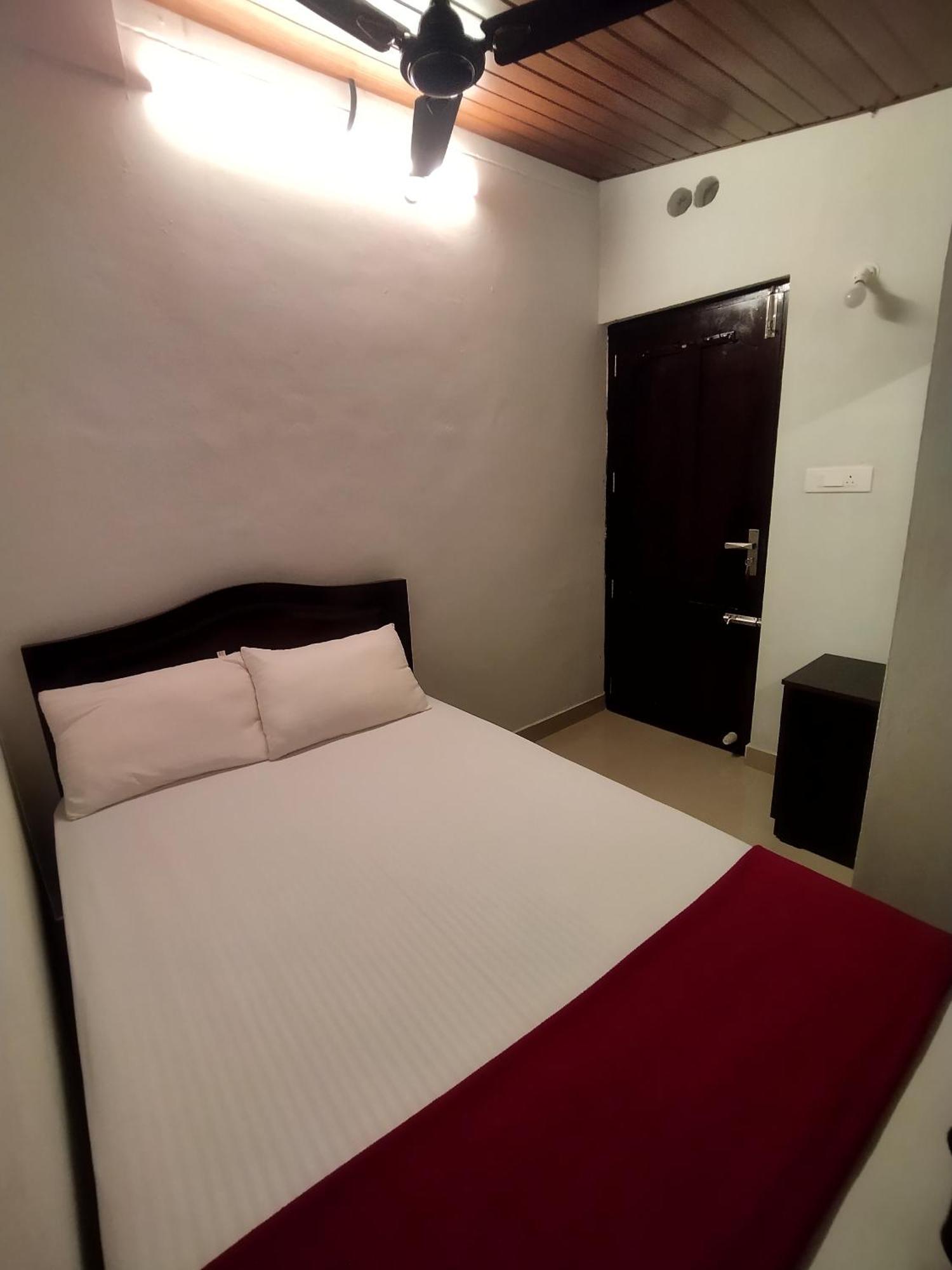 The Celeste Inn ואגאמון מראה חיצוני תמונה